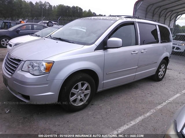 2A8HR54179R626407 - 2009 CHRYSLER TOWN & COUNTRY TOURING SILVER photo 2