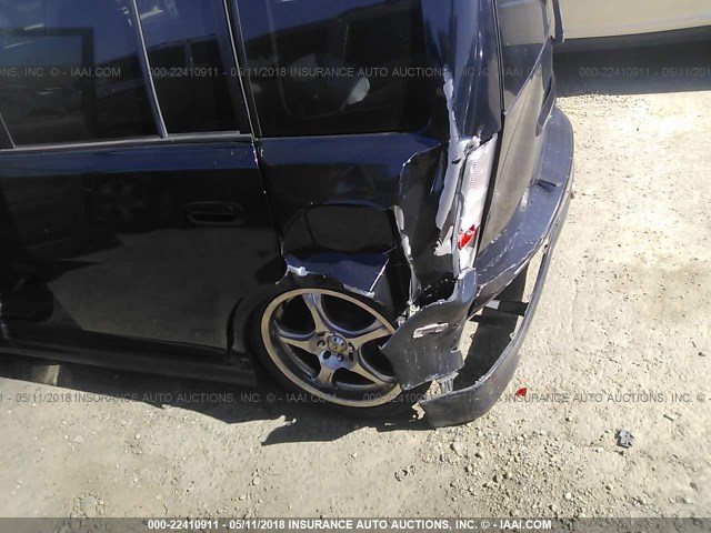 JTLKT324040135099 - 2004 TOYOTA SCION XB BLUE photo 6