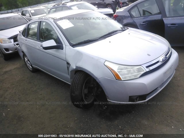 1FAHP35N28W134558 - 2008 FORD FOCUS SE/SEL/SES SILVER photo 1