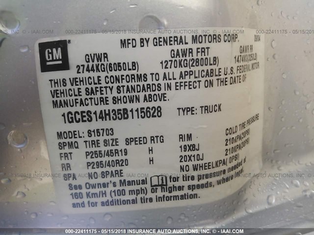 1GCES14H35B115628 - 2005 CHEVROLET SSR 银色 照片 9