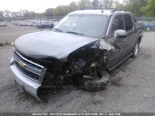 3GNTKFE73CG215038 - 2012 CHEVROLET AVALANCHE LT GRAY photo 6