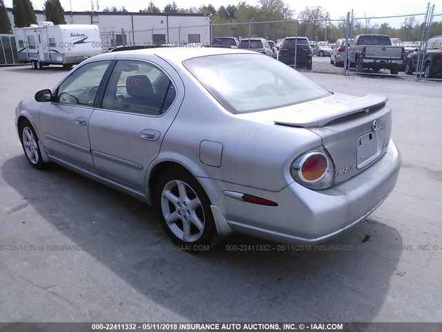 JN1DA31D93T523590 - 2003 NISSAN MAXIMA GLE/GXE/SE GRAY photo 3