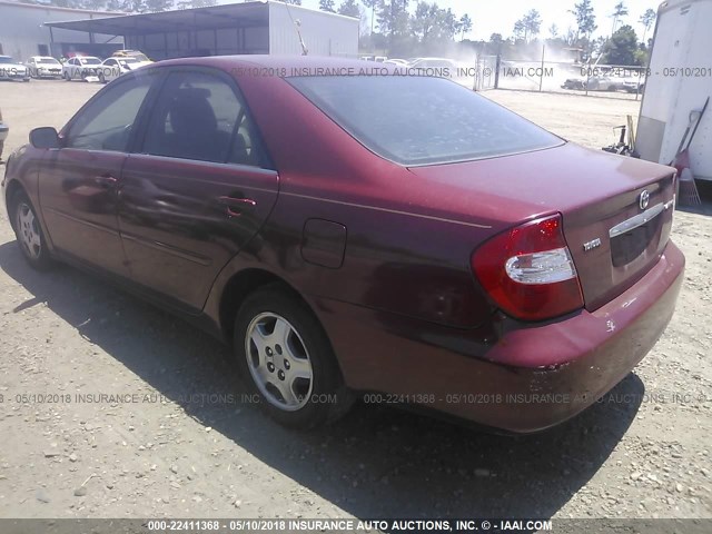 4T1BF32K82U016168 - 2002 TOYOTA CAMRY LE/XLE/SE RED photo 3