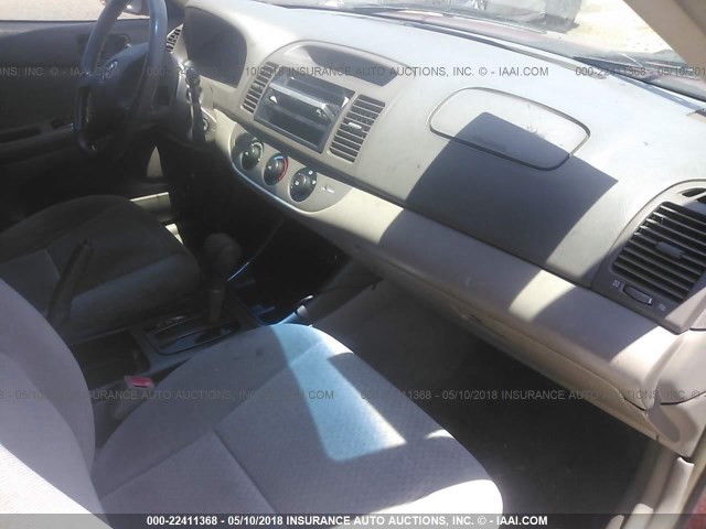 4T1BF32K82U016168 - 2002 TOYOTA CAMRY LE/XLE/SE წითელი ფოტო 5