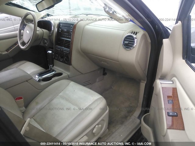 1FMEU64E18UA21460 - 2008 FORD EXPLORER EDDIE BAUER BLACK photo 5