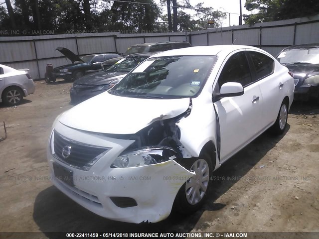 3N1CN7AP6CL868128 - 2012 NISSAN VERSA S/SV/SL WHITE photo 2