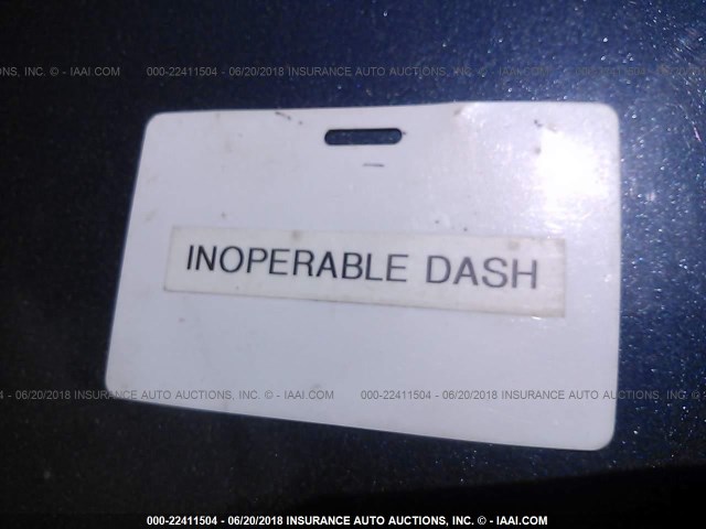 1LNHM81W22Y662591 - 2002 LINCOLN TOWN CAR EXECUTIVE Blau Foto 7