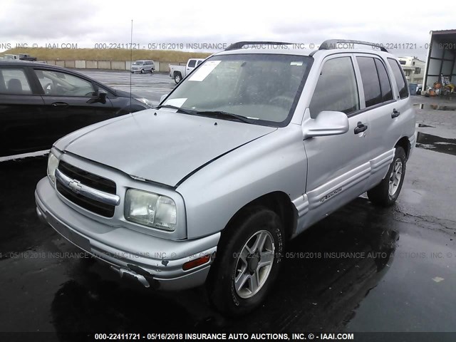 2CNBE634X36924769 - 2003 CHEVROLET TRACKER LT SILVER photo 2