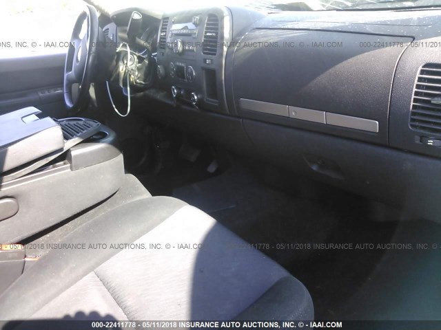 3GCRKSE39AG299498 - 2010 CHEVROLET SILVERADO K1500 LT 黑色 照片 5