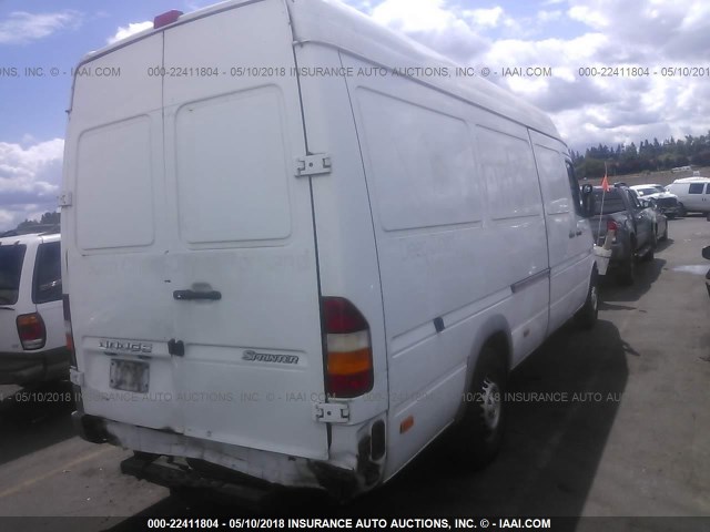 WD2PD744155734910 - 2005 SPRINTER 2500 SPRINTER  WHITE photo 4