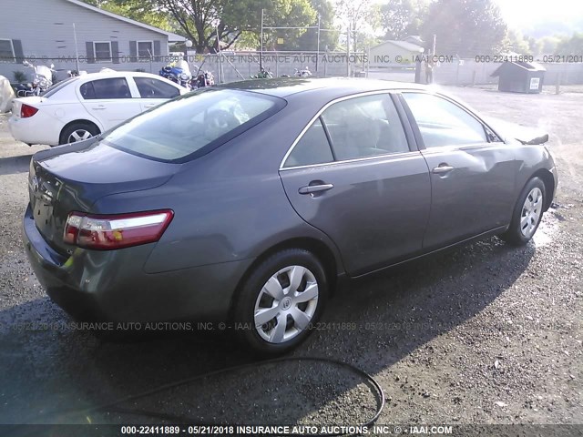 4T1BE46K17U017186 - 2007 TOYOTA CAMRY NEW GENERAT CE/LE/XLE/SE GRAY photo 4