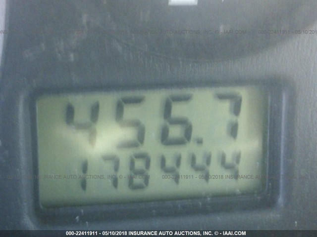 1FAFP34N57W258251 - 2007 FORD FOCUS ZX4/S/SE/SES 银色 照片 7