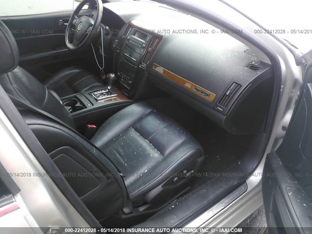 1G6DW677750146136 - 2005 CADILLAC STS SILVER photo 5