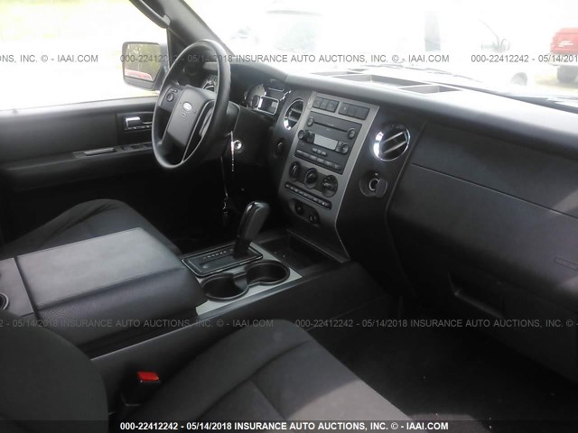 1FMFU16537LA77084 - 2007 FORD EXPEDITION XLT ვერცხლისფერი ფოტო 5