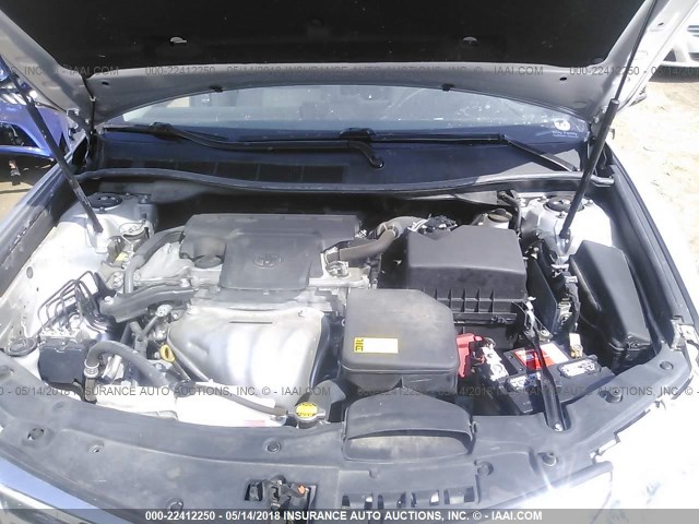 4T1BF1FK7DU709346 - 2013 TOYOTA CAMRY L/SE/LE/XLE 银色 照片 10