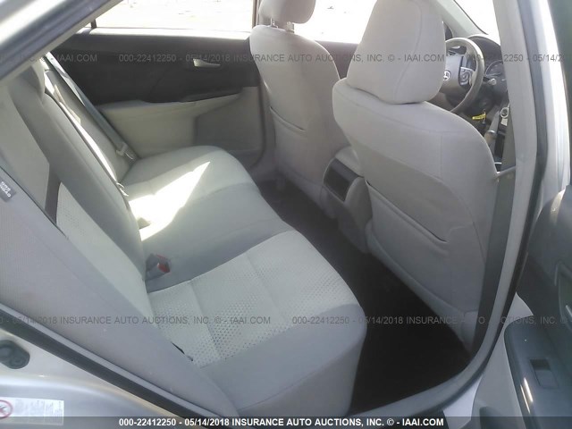 4T1BF1FK7DU709346 - 2013 TOYOTA CAMRY L/SE/LE/XLE 银色 照片 8