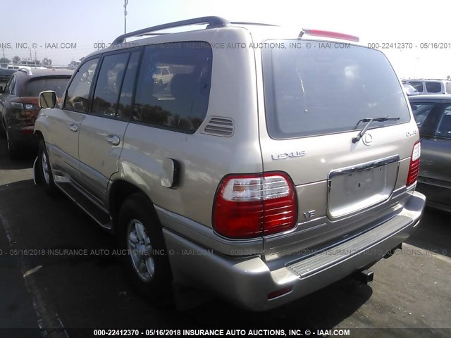 JT6HT00W8X0028029 - 1999 LEXUS LX 470 GOLD photo 3