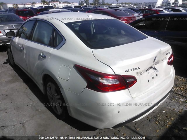 1N4BL3AP5GC114992 - 2016 NISSAN ALTIMA 3.5SL/3.5 SR WHITE photo 3