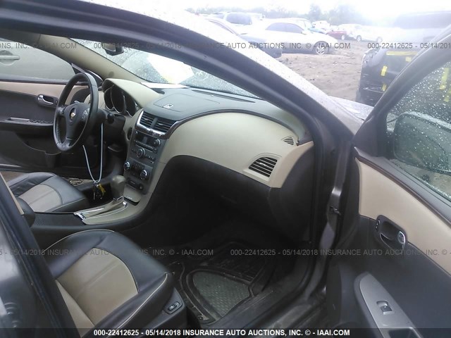 1G1ZE5E19BF169367 - 2011 CHEVROLET MALIBU LTZ 棕色 照片 5