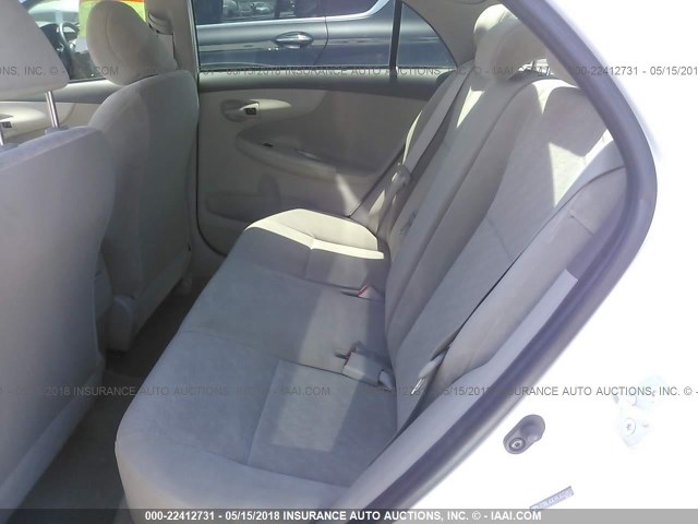 JTDBL40E99J033802 - 2009 TOYOTA COROLLA LE/XLE WHITE photo 8