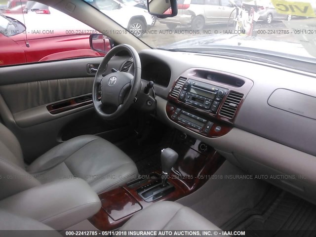 4T1BE30K96U707303 - 2006 TOYOTA CAMRY LE/XLE/SE BLACK photo 5