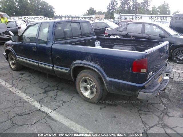 1GCCS19W418208230 - 2001 CHEVROLET S TRUCK S10 BLUE photo 3