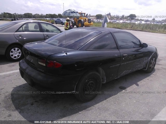 1G1JC1243VM131546 - 1997 CHEVROLET CAVALIER RS BLACK photo 4