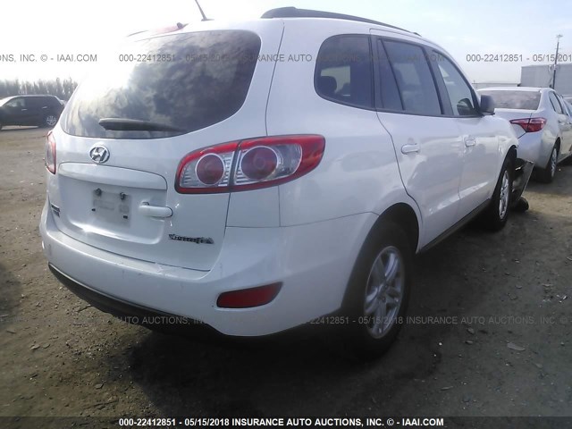 5XYZG3AB4BG045721 - 2011 HYUNDAI SANTA FE GLS WHITE photo 4