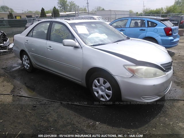 4T1BE32K33U202852 - 2003 TOYOTA CAMRY LE/XLE/SE ვერცხლისფერი ფოტო 1
