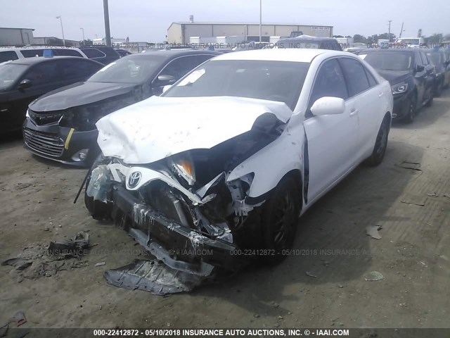 4T1BF3EK8AU553018 - 2010 TOYOTA CAMRY SE/LE/XLE 白色 照片 2