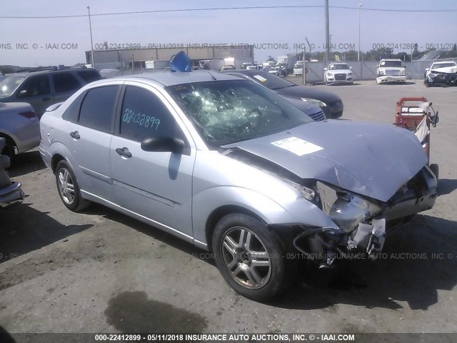 1FAFP34361W322903 - 2001 FORD FOCUS SE/SE SPORT SILVER photo 1