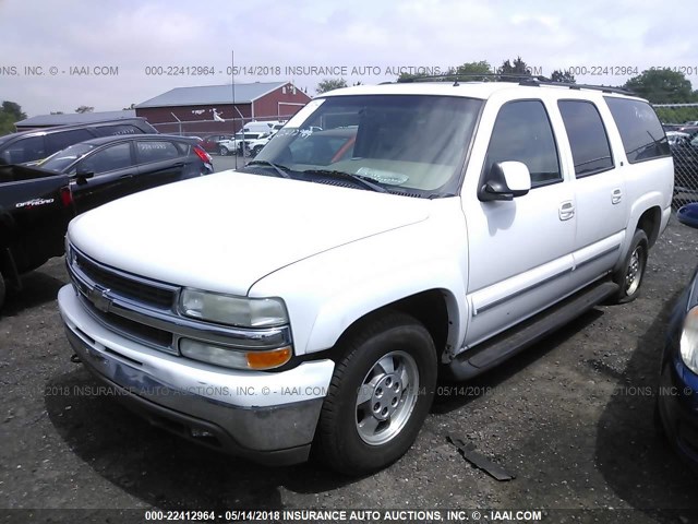 3GNFK16Z42G207044 - 2002 CHEVROLET SUBURBAN K1500 WHITE photo 2