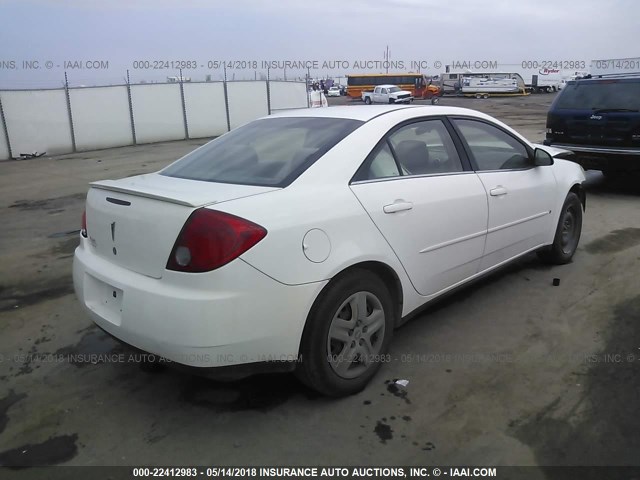 1G2ZF55B064205465 - 2006 PONTIAC G6 SE WHITE photo 4