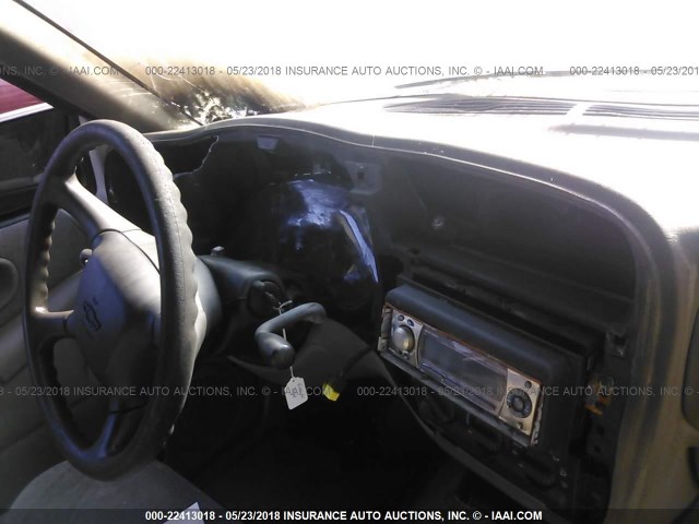 1GCCS1943Y8103591 - 2000 CHEVROLET S TRUCK S10 黑色 照片 6