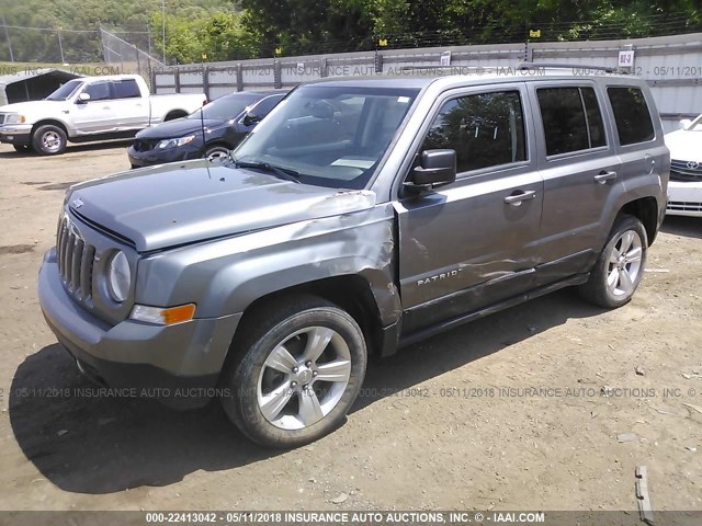 1C4NJRFB2CD625531 - 2012 JEEP PATRIOT LATITUDE GRAY photo 2