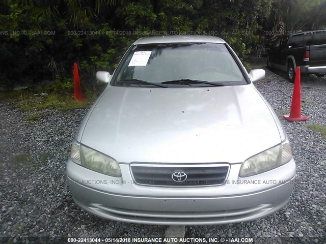 4T1BG22K41U856518 - 2001 TOYOTA CAMRY CE/LE/XLE SILVER photo 6