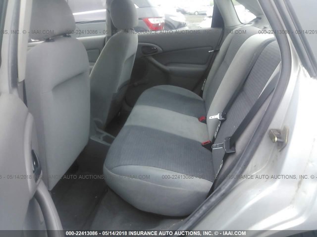 1FAFP33P23W195722 - 2003 FORD FOCUS LX SILVER photo 8