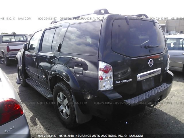 5N1AR18W65C760959 - 2005 NISSAN PATHFINDER LE/SE/XE BLACK photo 3