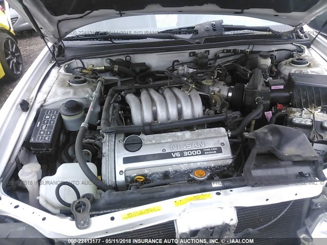 JN1CA21D8TM425182 - 1996 NISSAN MAXIMA GLE/GXE/SE WHITE photo 10