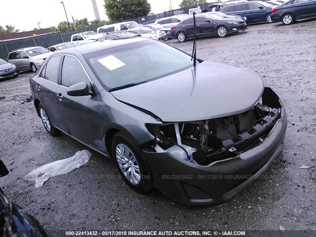 4T4BF1FK6CR228301 - 2012 TOYOTA CAMRY SE/LE/XLE 灰色 照片 1