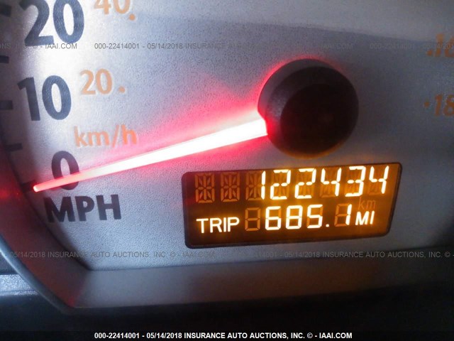 1G8AL55F86Z174211 - 2006 SATURN ION LEVEL 3 WHITE photo 7