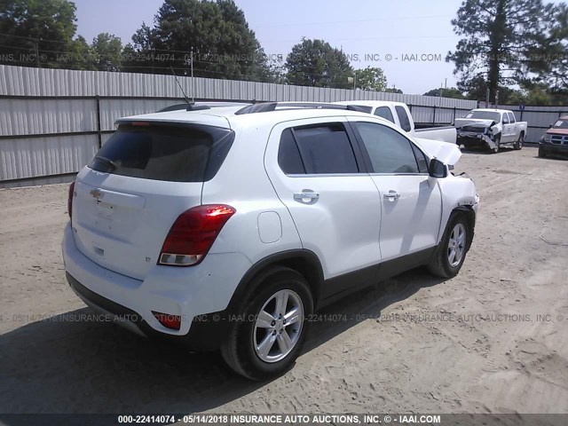 KL7CJLSB4HB112212 - 2017 CHEVROLET TRAX 1LT WHITE photo 4