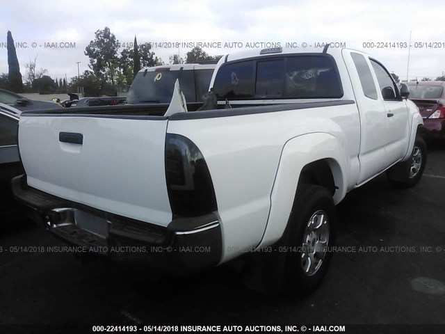 5TETU62N35Z032638 - 2005 TOYOTA TACOMA PRERUNNER ACCESS CAB WHITE photo 4