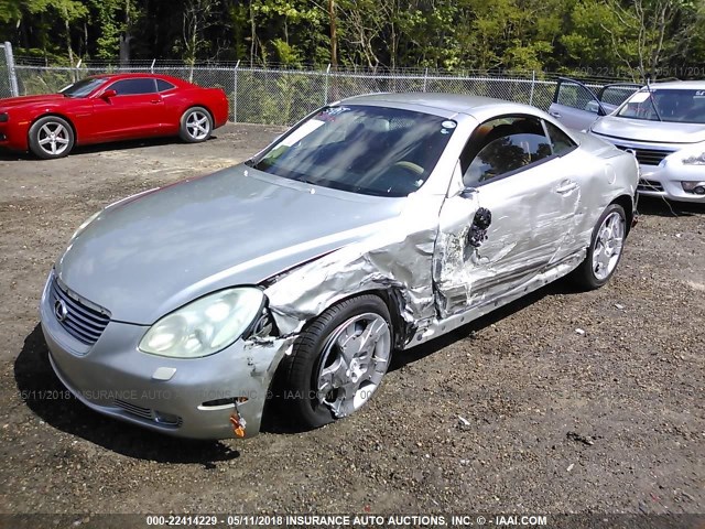 JTHFN48Y050071198 - 2005 LEXUS SC 430 SILVER photo 2