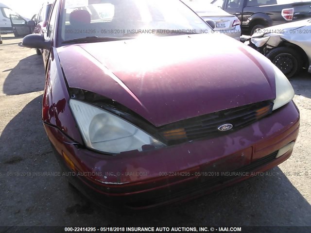3FAFP37332R157733 - 2002 FORD FOCUS ZX5 RED photo 6