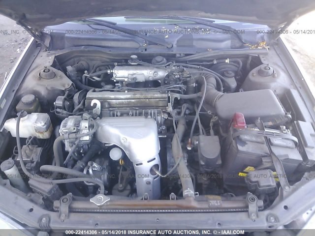 JT2BG22K810566951 - 2001 TOYOTA CAMRY CE/LE/XLE GRAY photo 10