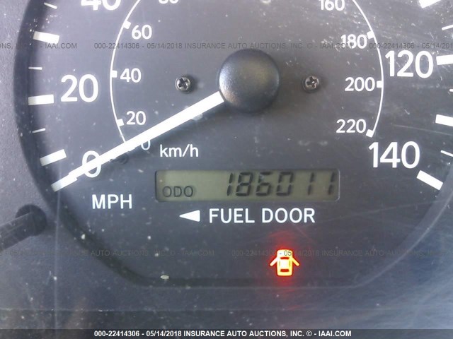 JT2BG22K810566951 - 2001 TOYOTA CAMRY CE/LE/XLE GRAY photo 7