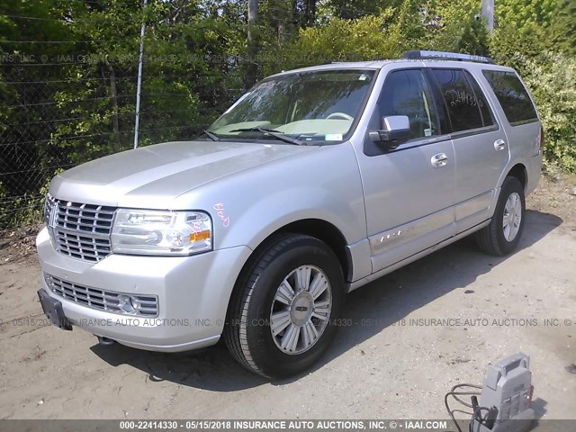 5LMJJ2J50AEJ07537 - 2010 LINCOLN NAVIGATOR 银色 照片 2
