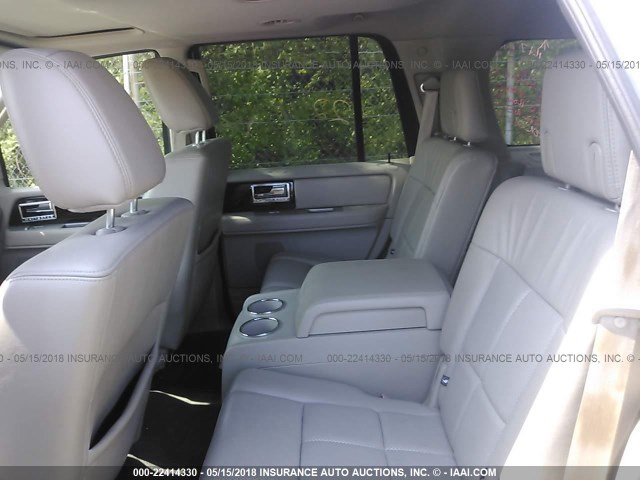 5LMJJ2J50AEJ07537 - 2010 LINCOLN NAVIGATOR 银色 照片 8