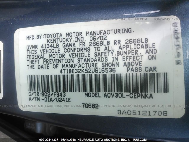 4T1BE32K52U616536 - 2002 TOYOTA CAMRY LE/XLE/SE ლურჯი ფოტო 9